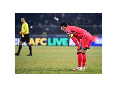 한국 축구 대표팀 오만에 패배하며 16강 진출 좌절