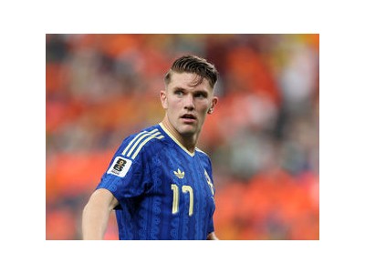 스웨덴 일본 축구에 맞서 긴장 중