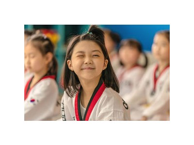 2026년 새해 극장가에 웃음 선사할 하트맨 예고