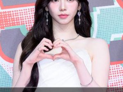 카리나 정치적 유불리로 SNS 경보령 발령